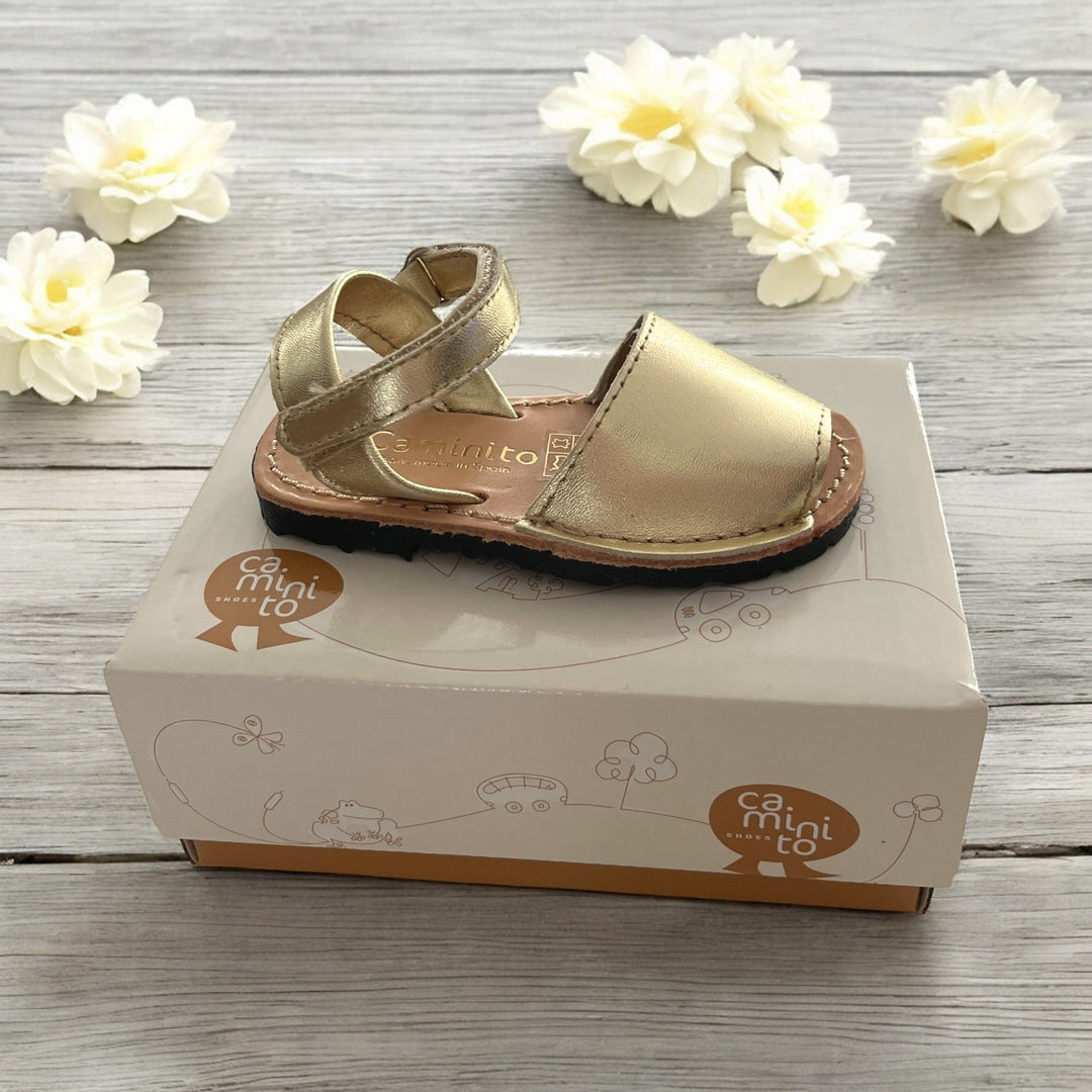 Caminito Gold Leather Spanish Sandal