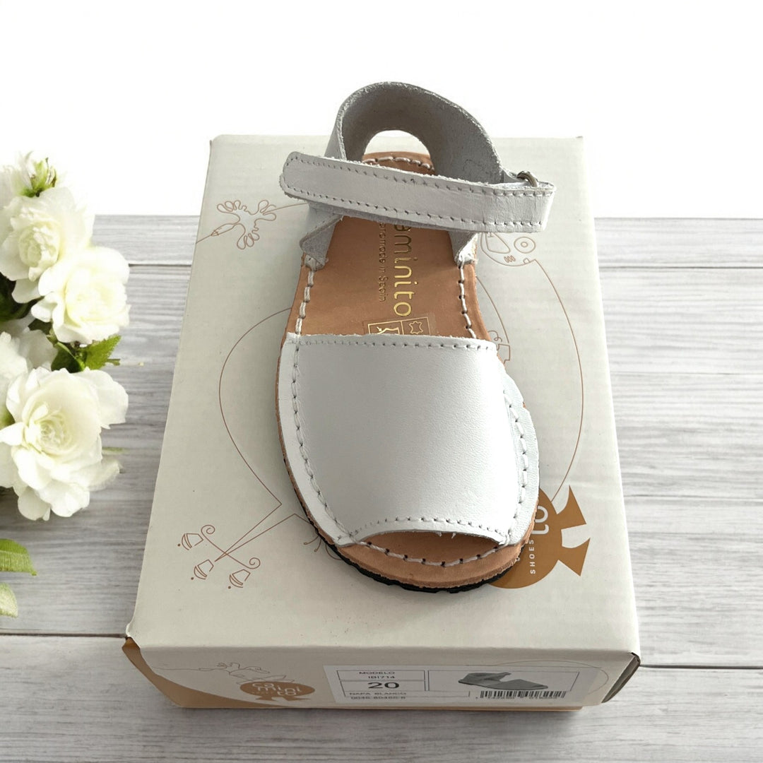 Caminito White Leather Spanish Sandal