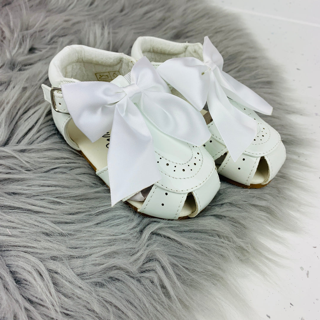 White Spanish 'Terri' Sandals Close