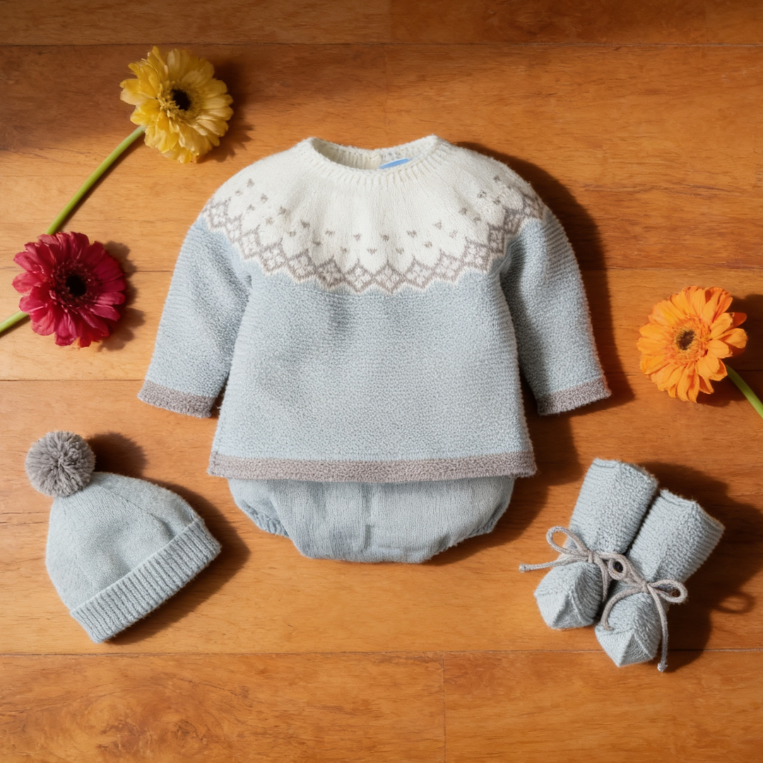 Mac Ilusion Greenish Grey & White Knitted Jam Pant Set