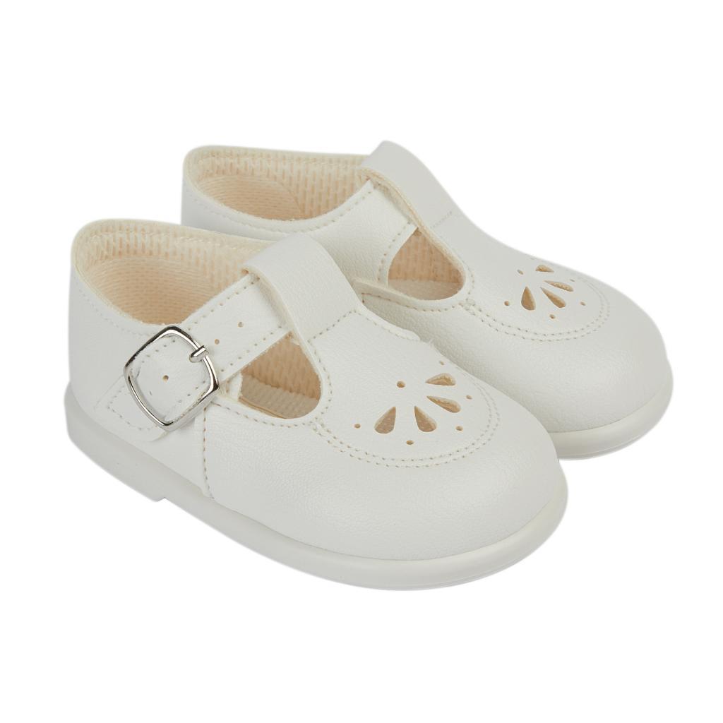White Flower First Walker T-Bar Baypods