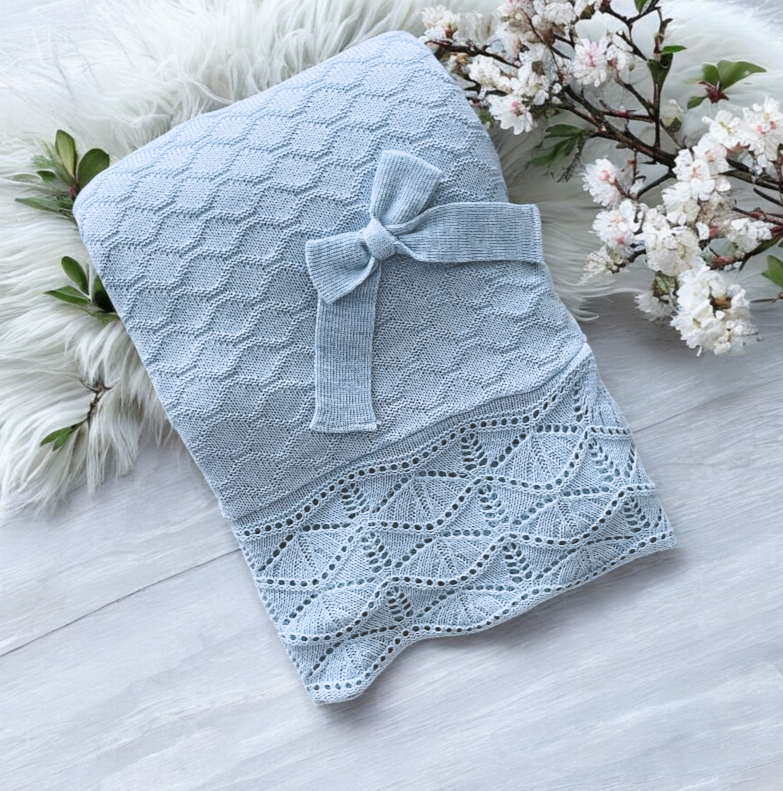 Juliana Azul Blue Knitted Shawl