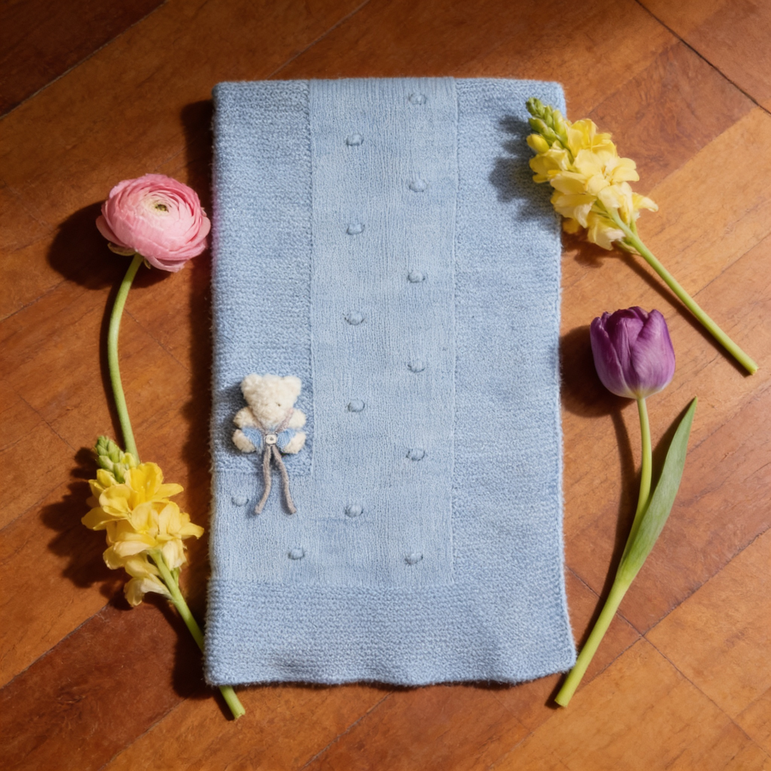 Mac Ilusion Cloud Blue Knitted Teddy Bear Shawl