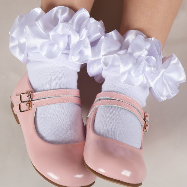 White Ruffle Ribbon Ankle Socks