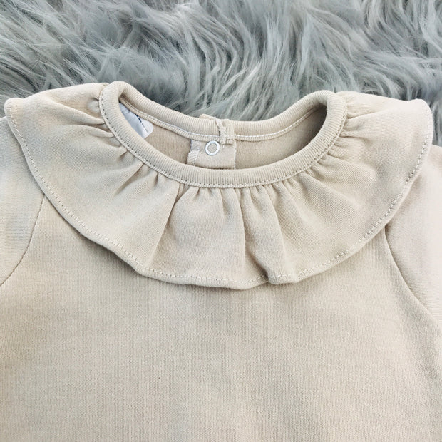 Ruffle Collar Long Sleeve Camel Body Vest Close